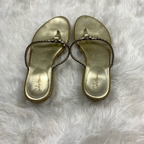COLE Haan Nike Air Haylee Thong Sandals - Picture 5 of 6